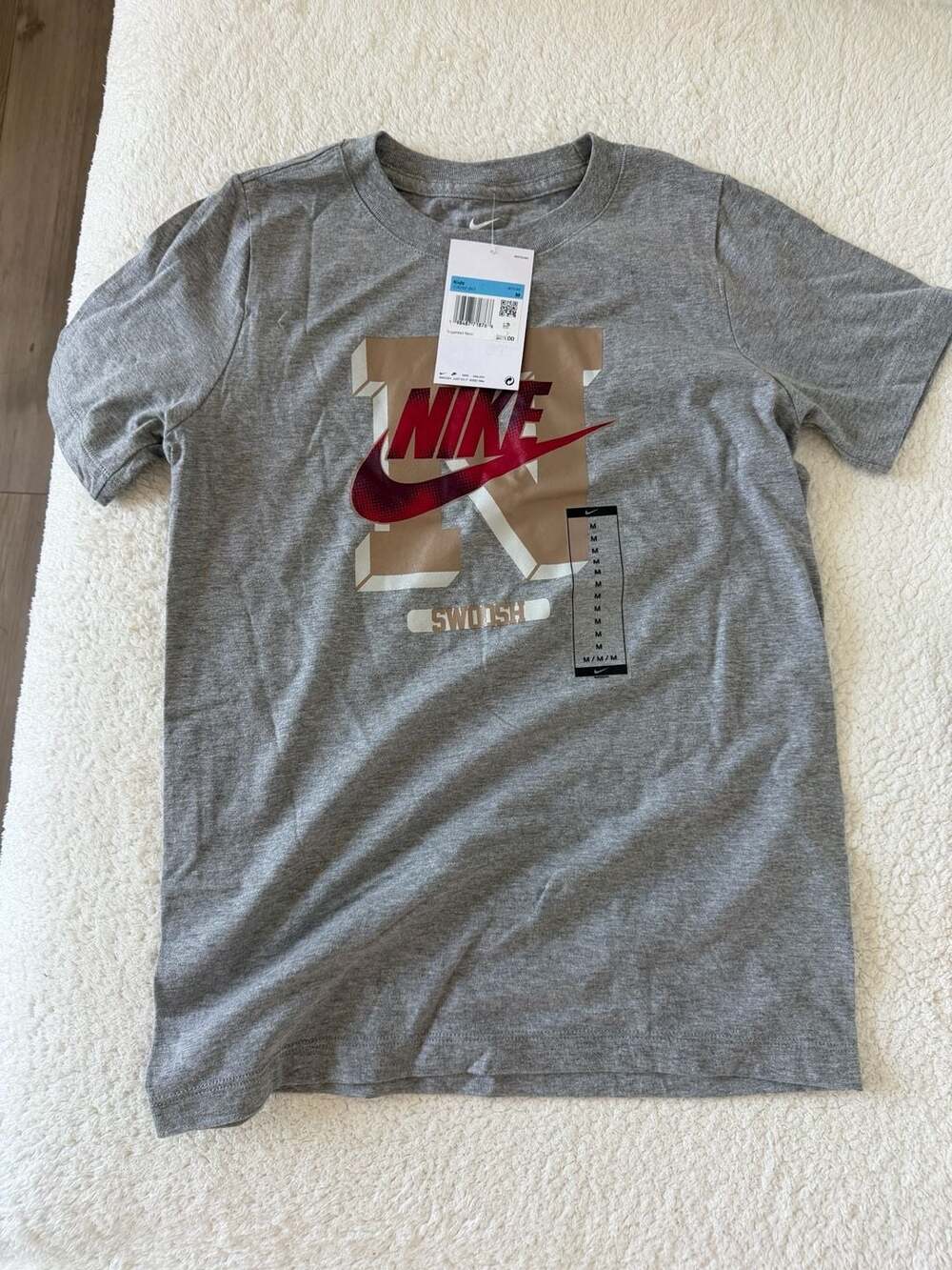 NWT Nike Kids Graphic Logo T-Shirt Gray Short Sleeve Tee Size M